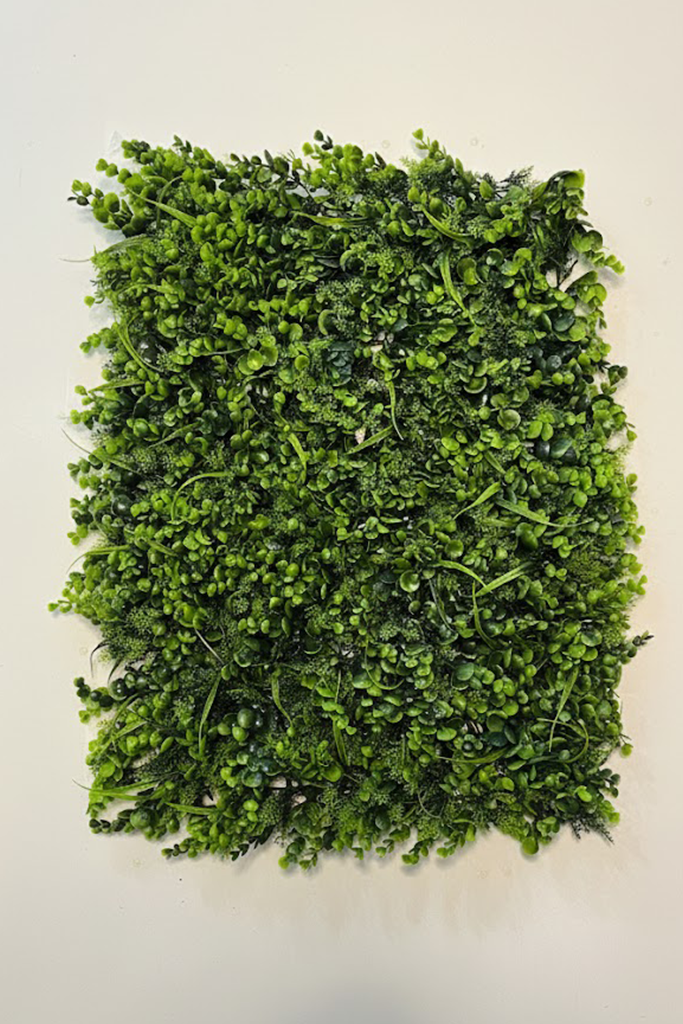 Zidni panel sa okruglim listićima 60x40 cm na svetlom zidu