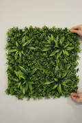 Zidni panel sa zvezdastim rozetama 50x50 cm koji drže dve ruke